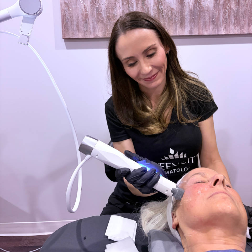 Dr. Zitelli durning XERF Radiofrequency Skin Tightening